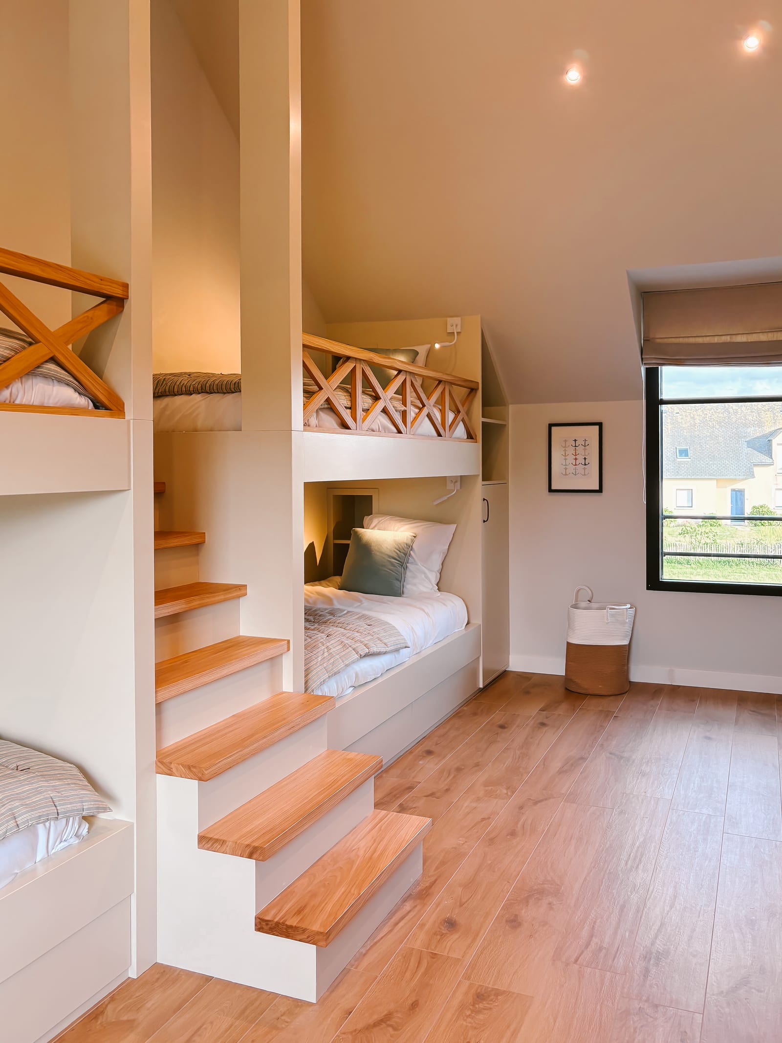 Chambre Grand Large — lits superposés pour quatre.
